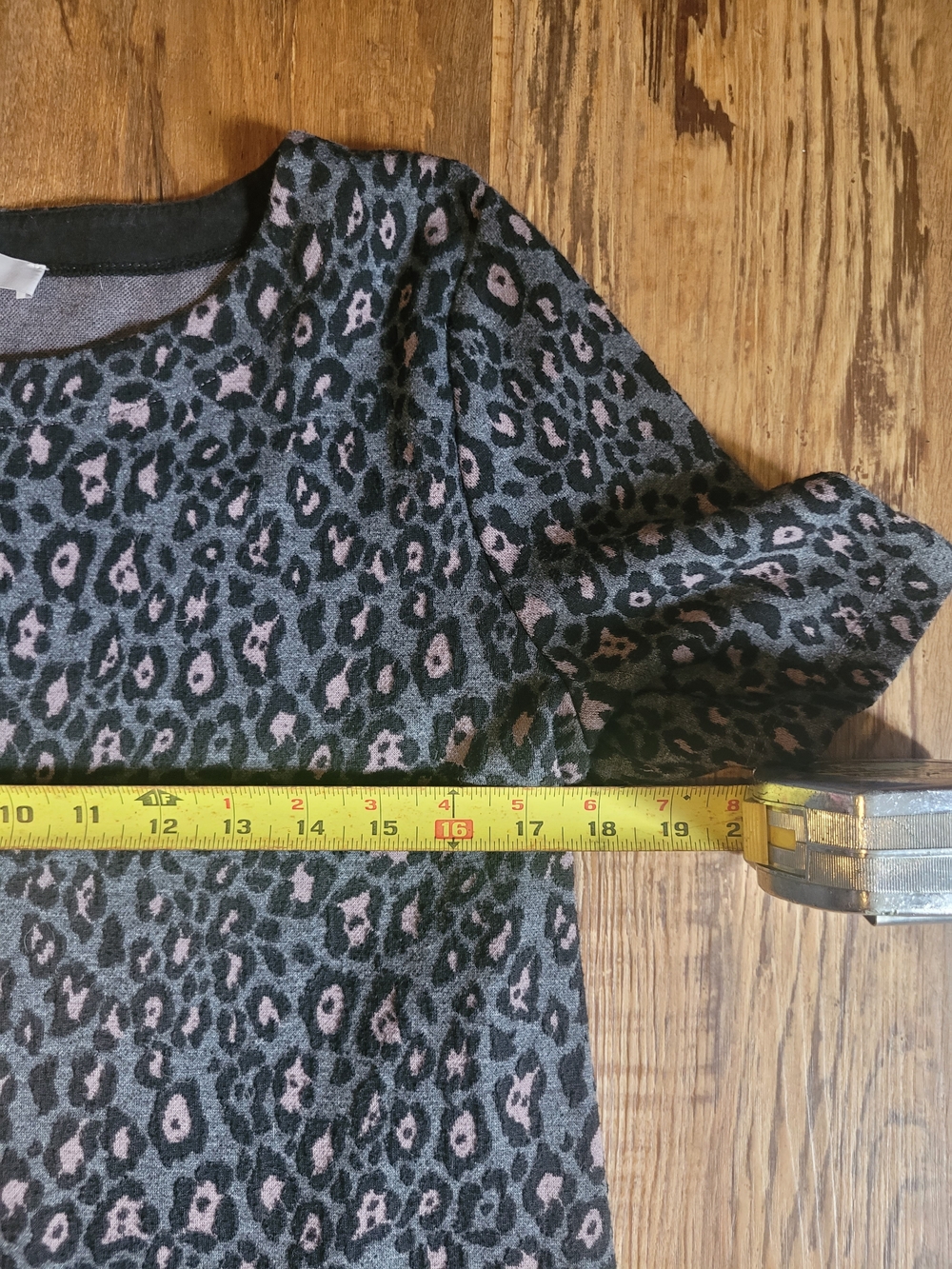LOFT Black and Pink Leopard Print Short Sleeve Top - Picture 6 of 8